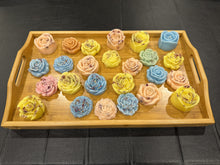 Load image into Gallery viewer, Flower Candle/Melt